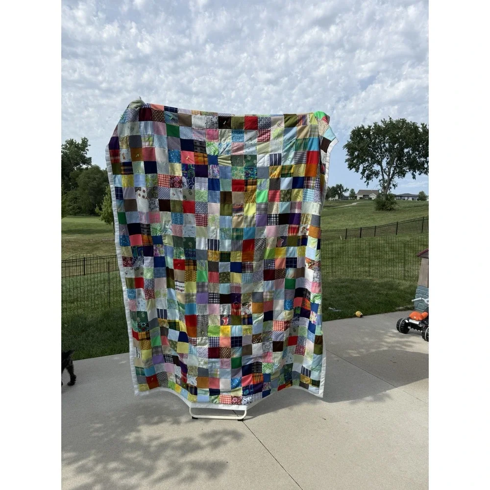 Vintage Quilt 90x89 Apples, Flowers